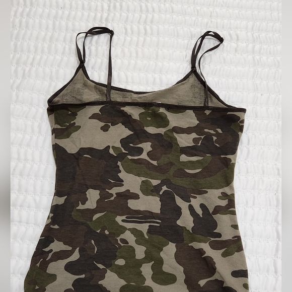 Zenana Outfitters Camo Bodysuit Size S - Picture 2 of 13